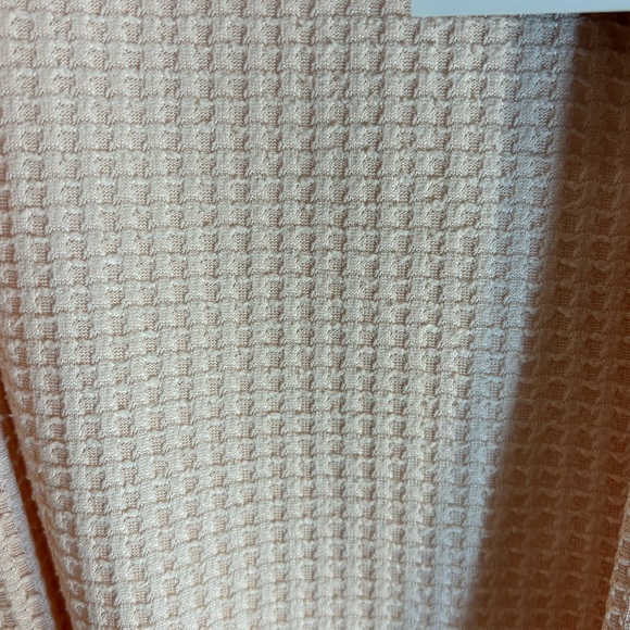 KNIX Sz L/XL/XXL Waffle Mid-Length Robe in Rose Quartz Pockets NEW WITH TAGS - Picture 5 of 10